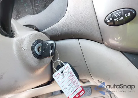 2008 Toyota Sienna Le z USA, uszkodzony, nr VIN 5TDZK23C48S101828